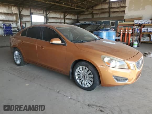 2012 Volvo S60 T5 с VIN YV1622FS2C2108227, выставлен на аукционе Copart как лот 66946365 с пробегом Не указан миль и Чистый • Clean title. История ставок и продаж доступна на DreamBid. Изображение 4.