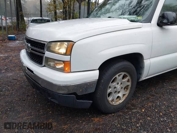 2006 Chevrolet Silverado 1500 Work Truck с VIN 1GCEC19V66Z170918, выставлен на аукционе IAAI как лот 43558471 с пробегом Не указан миль и . История ставок и продаж доступна на DreamBid. Изображение 6.