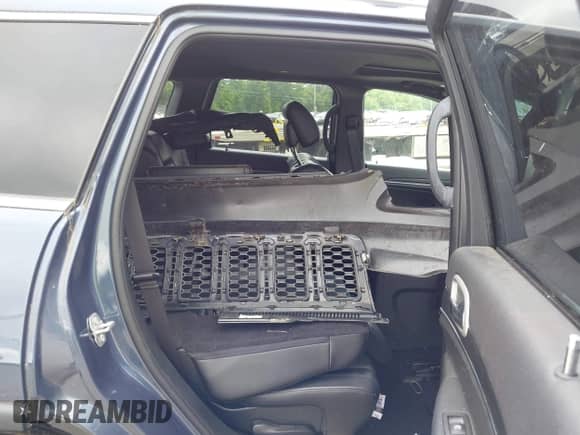 2021 Jeep Grand Cherokee Limited with VIN 1C4RJFBG5MC653221, listed as a IAAI auction lot 42698539 with 26,380 mi miles and . Bid and sale history available at DreamBid. Image 8.