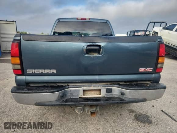 2006 GMC Sierra 1500 SLE1 z VIN 2GTEC13Z761344015, wystawiony jako Copart lot #81309585 z przebiegiem 191 829 mil mil oraz Szkoda całkowita • Salvage title. Historia ofert i sprzedaży dostępna na DreamBid. Obrazek 6.