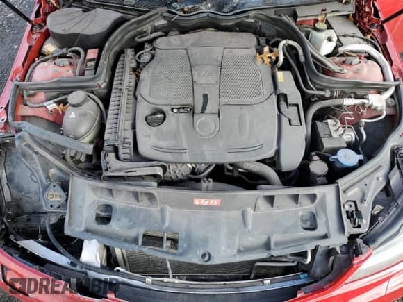2013 Mercedes-Benz C 350 z VIN WDDGJ8JB2DF972458, wystawiony jako Copart lot #82224984 z przebiegiem 135 554 mil mil oraz Szkoda całkowita • Salvage title. Historia ofert i sprzedaży dostępna na DreamBid. Obrazek 11.
