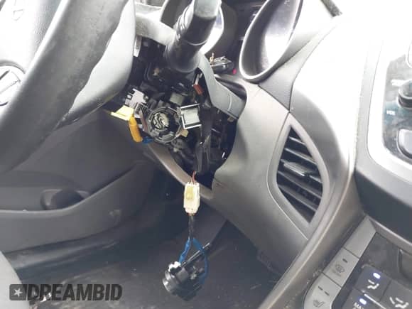 2013 Hyundai Elantra GLS with VIN KMHDH4AE5DU919630, listed as a IAAI auction lot 43261298 with 128,000 mi miles and . Bid and sale history available at DreamBid. Image 12.