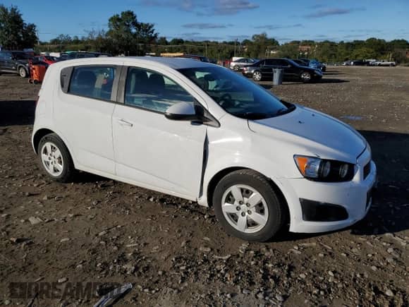 2015 Chevrolet Sonic LS с VIN 1G1JA6SG5F4186031, выставлен на аукционе Copart как лот 86771715 с пробегом 138 901 миль миль и Чистый • Clean title. История ставок и продаж доступна на DreamBid. Изображение 4.