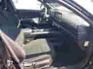 2023 Hyundai Ioniq 6 SE z VIN KMHM24AC7PA045528, wystawiony jako IAAI lot #42791381 z przebiegiem 30 065 mil mil oraz . Historia ofert i sprzedaży dostępna na DreamBid. Obrazek 5.