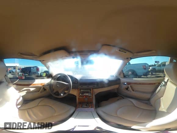 2000 Mercedes-Benz SL 500 with VIN WDBFA68F8YF193752, listed as a IAAI auction lot 43436328 with 60,500 mi miles and . Bid and sale history available at DreamBid. Image 19.