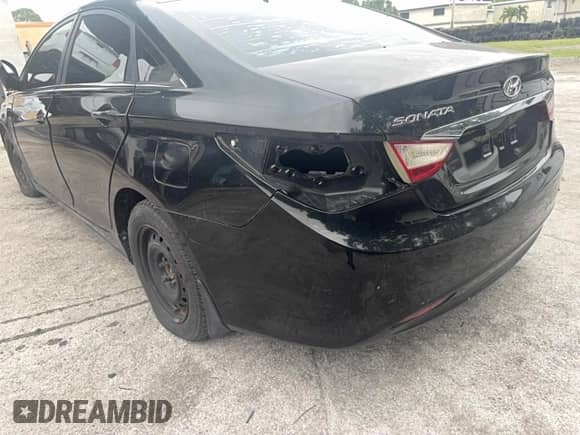 2013 Hyundai Sonata GLS z VIN 5NPEB4AC6DH594408, wystawiony jako Copart lot #86598095 z przebiegiem 132 557 mil mil oraz Czysty tytuł • Clean title. Historia ofert i sprzedaży dostępna na DreamBid. Obrazek 11.