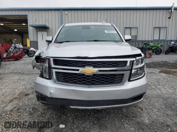2018 Chevrolet Suburban LT with VIN 1GNSKHKCXJR255090, listed as a Copart auction lot 68005155 with 188,930 mi miles and Salvage title. Bid and sale history available at DreamBid. Image 5.