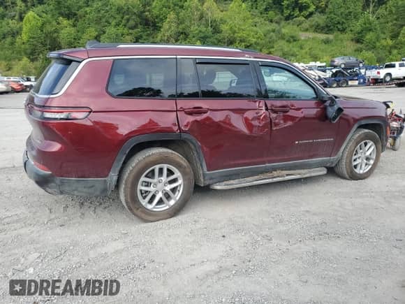 2024 Jeep Grand Cherokee Altitude X with VIN 1C4RJKAG3R8920179, listed as a Copart auction lot 65887024 with 10,557 mi miles and Salvage title. Bid and sale history available at DreamBid. Image 3.
