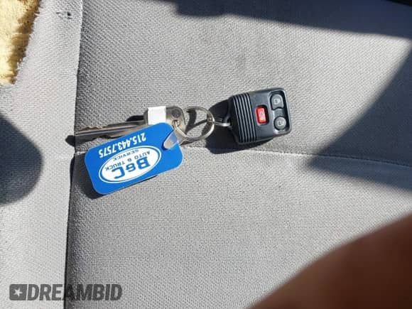 2014 Ford Econoline Cargo Commercial с VIN 1FTNE2EL2EDA35239, выставлен на аукционе IAAI как лот 42795973 с пробегом 121 178 миль миль и . История ставок и продаж доступна на DreamBid. Изображение 11.