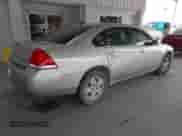 2007 Chevrolet Impala LS z VIN 2G1WB58K179197776, wystawiony jako IAAI lot #43475004 z przebiegiem 287 891 mil mil oraz . Historia ofert i sprzedaży dostępna na DreamBid. Obrazek 4.