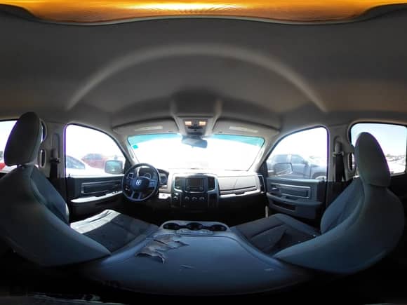 2014 Ram 1500 Big Horn z VIN 1C6RR6GG7ES129715, wystawiony jako IAAI lot #42250159 z przebiegiem 199 232 mil mil oraz . Historia ofert i sprzedaży dostępna na DreamBid. Obrazek 18.