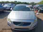 2012 Volvo S60 T5 с VIN YV1622FS2C2021170, выставлен на аукционе IAAI как лот 43240549 с пробегом 147 125 миль миль и . История ставок и продаж доступна на DreamBid. Изображение 6.