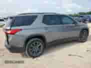 2021 Chevrolet Traverse RS z VIN 1GNERJKW6MJ228224, wystawiony jako Copart lot #67253375 z przebiegiem 66 111 mil mil oraz Szkoda całkowita • Salvage title. Historia ofert i sprzedaży dostępna na DreamBid. Obrazek 3.