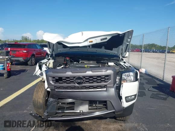 2025 Nissan Frontier Pro-X with VIN 1N6ED1EJXSN648188, listed as a IAAI auction lot 42883636 with 1,379 mi miles and . Bid and sale history available at DreamBid. Image 13.