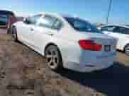 2013 BMW 3 Series 328i xDrive with VIN WBA3B3C51DF530686, listed as a IAAI auction lot 43549270 with 223,276 mi miles and . Bid and sale history available at DreamBid. Image 3.