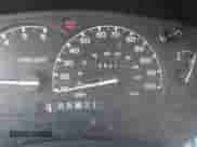 1999 Ford Explorer XLT с VIN 1FMZU34E2XZB27806, выставлен на аукционе IAAI как лот 43388653 с пробегом 255 273 миль миль и . История ставок и продаж доступна на DreamBid. Изображение 7.