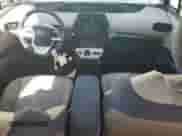 2017 Toyota Prius Two z VIN JTDKBRFU7H3563428, wystawiony jako Copart lot #87120145 z przebiegiem 132 022 mil mil oraz Szkoda całkowita • Salvage title. Historia ofert i sprzedaży dostępna na DreamBid. Obrazek 8.