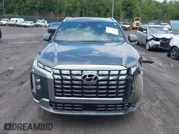 2025 Hyundai Palisade Calligraphy с VIN KM8R7DGE1SU867278, выставлен на аукционе IAAI как лот 42754857 с пробегом 11 006 миль миль и . История ставок и продаж доступна на DreamBid. Изображение 12.