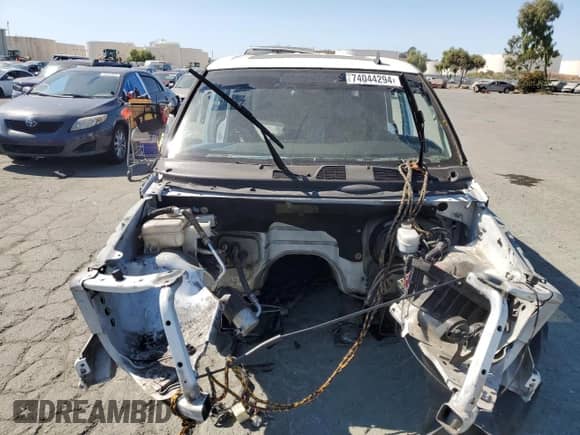 2006 Chevrolet TrailBlazer LT с VIN 1GNET13H062292094, выставлен на аукционе Copart как лот 74044294 с пробегом Не указан миль и На запчасти • Non repairable. История ставок и продаж доступна на DreamBid. Изображение 5.