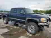 2005 GMC Sierra 1500 SLE z VIN 2GTEK13T751200347, wystawiony jako Copart lot #60863495 z przebiegiem 272 891 mil mil oraz Czysty tytuł • Clean title. Historia ofert i sprzedaży dostępna na DreamBid. Obrazek 4.
