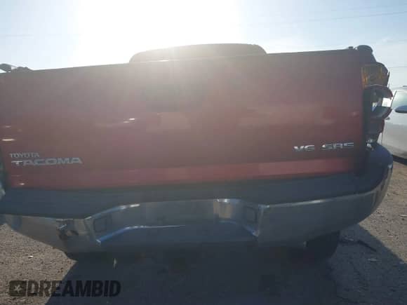 2007 Toyota Tacoma with VIN 5TEMU52N67Z391810, listed as a IAAI auction lot 42708770 with 204,743 mi miles and . Bid and sale history available at DreamBid. Image 16.