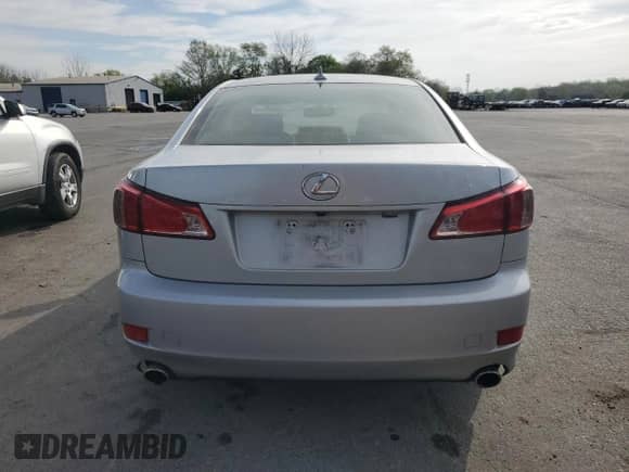 2013 Lexus IS 250 z VIN JTHCF5C27D5063268, wystawiony jako Copart lot #53536015 z przebiegiem 125 567 mil mil oraz Szkoda całkowita • Salvage title. Historia ofert i sprzedaży dostępna na DreamBid. Obrazek 6.