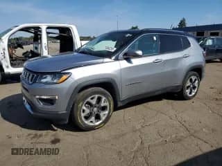 2019 Jeep Compass Limited с VIN 3C4NJDCB7KT679083, выставлен на аукционе Copart как лот 71084255 с пробегом 67 951 миль миль и Списание • Salvage title. История ставок и продаж доступна на DreamBid. Изображение 1.