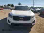 2017 Kia Sorento LX with VIN 5XYPG4A34HG229457, listed as a Copart auction lot 82412955 with 77,483 mi miles and Salvage title. Bid and sale history available at DreamBid. Image 5.