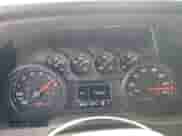 2024 Chevrolet Silverado 1500 Custom Trail Boss z VIN 3GCUDCE81RG113566, wystawiony jako Copart lot #54438685 z przebiegiem 28 275 mil mil oraz Szkoda całkowita • Salvage title. Historia ofert i sprzedaży dostępna na DreamBid. Obrazek 9.