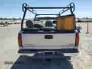 2004 GMC Sierra 1500 SLE с VIN 2GTEC19T341127108, выставлен на аукционе Copart как лот 69636595 с пробегом Не указан миль и Списание • Salvage title. История ставок и продаж доступна на DreamBid. Изображение 6.