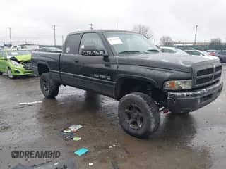 2001 Dodge 1500 with VIN 3B7HF13Y91G763348, listed as a IAAI auction lot 41510274 with 207,408 mi miles and . Bid and sale history available at DreamBid. Image 1.