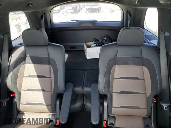 2023 Mercedes-Benz GLS 63 AMG z VIN 4JGFF8KE9PB011203, wystawiony jako Copart lot #74066084 z przebiegiem Nie podano mil oraz Szkoda całkowita • Salvage title. Historia ofert i sprzedaży dostępna na DreamBid. Obrazek 10.