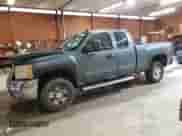 2010 Chevrolet Silverado 2500HD LT z VIN 1GC5KXBG9AZ200391, wystawiony jako Copart lot #58624255 z przebiegiem 283 400 mil mil oraz Szkoda całkowita • Salvage title. Historia ofert i sprzedaży dostępna na DreamBid. Obrazek 1.