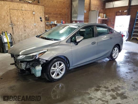 2018 Chevrolet Cruze LT with VIN 1G1BE5SM2J7221916, listed as a Copart auction lot 80075015 with 117,962 mi miles and Salvage title. Bid and sale history available at DreamBid. Image 1.