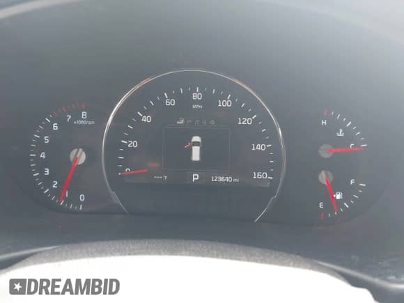 2016 Kia Sorento SXL with VIN 5XYPK4A58GG115170, listed as a IAAI auction lot 42689300 with 123,640 mi miles and . Bid and sale history available at DreamBid. Image 7.