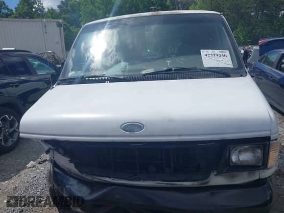 1999 Ford Econoline Cargo с VIN 1FTRE14W7XHC27761, выставлен на аукционе IAAI как лот 42319330 с пробегом 299 989 миль миль и . История ставок и продаж доступна на DreamBid. Изображение 12.