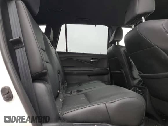2019 Honda Passport Elite z VIN 5FNYF8H05KB009575, wystawiony jako Copart lot #68778215 z przebiegiem 70 468 mil mil oraz Szkoda całkowita • Salvage title. Historia ofert i sprzedaży dostępna na DreamBid. Obrazek 11.