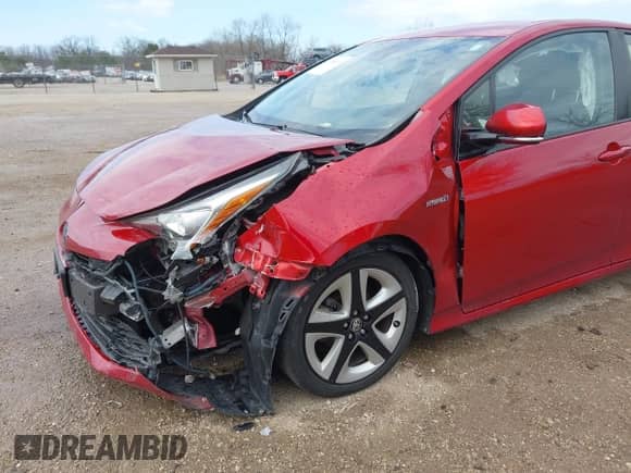 2017 Toyota Prius Two z VIN JTDKARFU8H3527802, wystawiony jako IAAI lot #42068099 z przebiegiem 102 152 mil mil oraz . Historia ofert i sprzedaży dostępna na DreamBid. Obrazek 18.