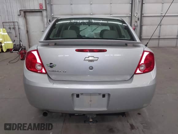 2010 Chevrolet Cobalt 1LT with VIN 1G1AD5F52A7183234, listed as a IAAI auction lot 42572980 with Not provided miles and . Bid and sale history available at DreamBid. Image 17.