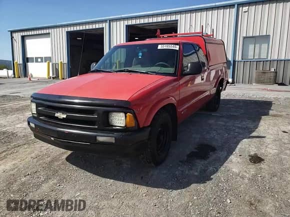 1994 Chevrolet S-10 LS с VIN 1GCCS19Z5RK118190, выставлен на аукционе Copart как лот 55105545 с пробегом 284 148 миль миль и Списание • Salvage title. История ставок и продаж доступна на DreamBid. Изображение 13.