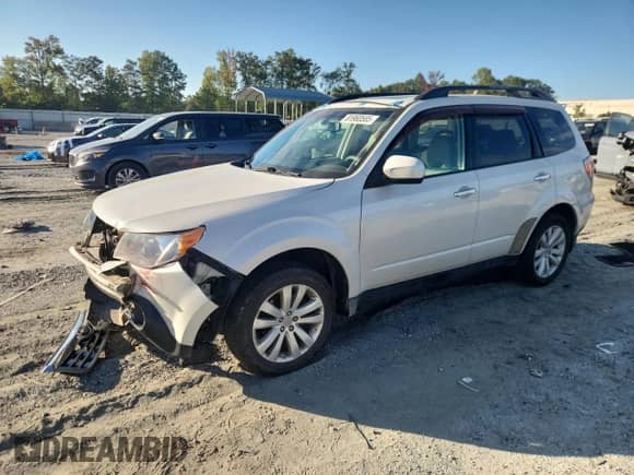 2012 Subaru Forester X Limited с VIN JF2SHBEC0CH450416, выставлен на аукционе Copart как лот 81960585 с пробегом 184 725 миль миль и Списание • Salvage title. История ставок и продаж доступна на DreamBid. Изображение 1.