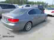 2007 BMW 3 Series 328i с VIN WBAWB33527PU87536, выставлен на аукционе IAAI как лот 42750304 с пробегом 222 102 миль миль и . История ставок и продаж доступна на DreamBid. Изображение 4.