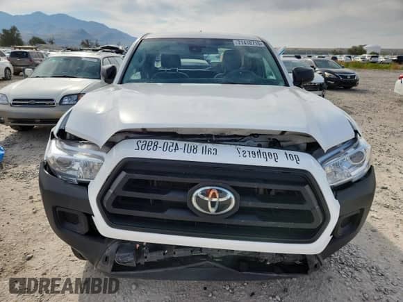 2023 Toyota Tacoma SR z VIN 3TYRX5GN5PT070381, wystawiony jako Copart lot #71418715 z przebiegiem 83 235 mil mil oraz Szkoda całkowita • Salvage title. Historia ofert i sprzedaży dostępna na DreamBid. Obrazek 5.