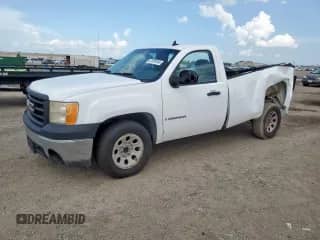 2008 GMC Sierra 1500 Work Truck z VIN 1GTEC14C08Z241765, wystawiony jako Copart lot #61091645 z przebiegiem 259 528 mil mil oraz Szkoda całkowita • Salvage title. Historia ofert i sprzedaży dostępna na DreamBid. Obrazek 1.