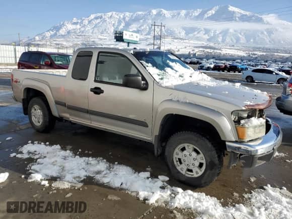 2006 Chevrolet Colorado Work Truck z VIN 1GCDT198368281437, wystawiony jako Copart lot #45989235 z przebiegiem 185 247 mil mil oraz Szkoda całkowita • Salvage title. Historia ofert i sprzedaży dostępna na DreamBid. Obrazek 4.