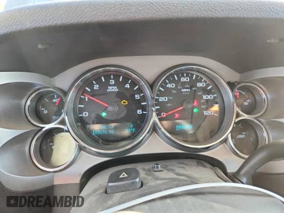 2011 GMC Sierra 1500 SLE с VIN 1GTR2VE35BZ368965, выставлен на аукционе Copart как лот 82130095 с пробегом 129 176 миль миль и Списание • Salvage title. История ставок и продаж доступна на DreamBid. Изображение 9.