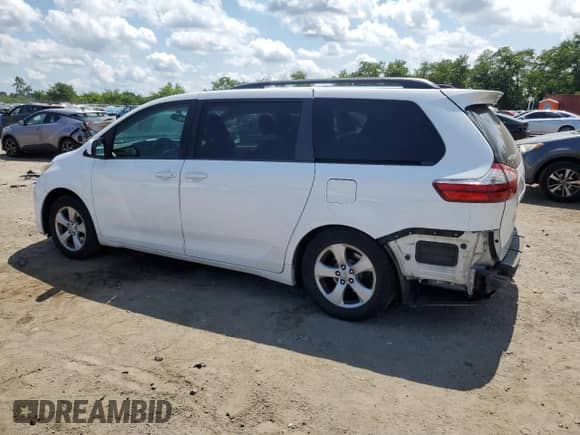 2015 Toyota Sienna LE AAS with VIN 5TDKK3DC3FS588717, listed as a Copart auction lot 68432795 with 158,318 mi miles and Salvage title. Bid and sale history available at DreamBid. Image 2.