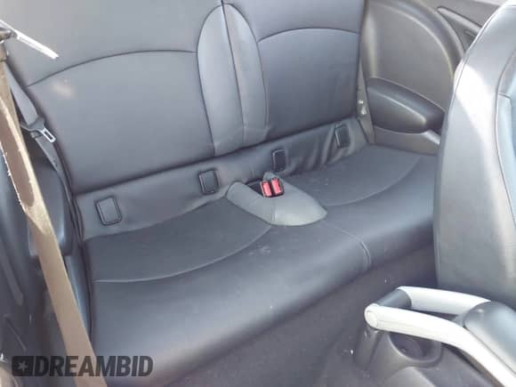 2007 MINI Hardtop с VIN WMWMF33557TT50075, выставлен на аукционе IAAI как лот 43336306 с пробегом 149 555 миль миль и . История ставок и продаж доступна на DreamBid. Изображение 8.