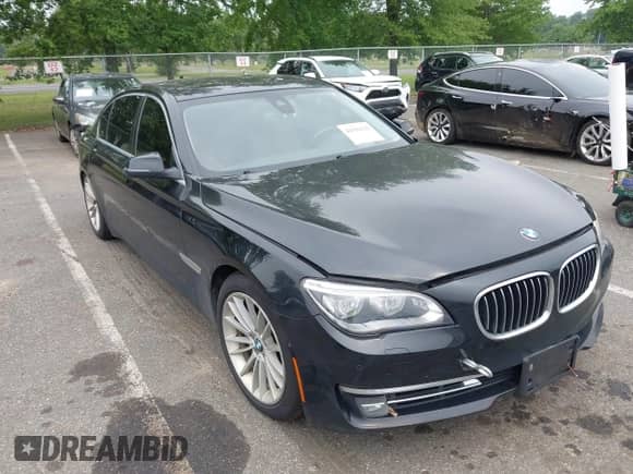 2013 BMW 7 Series 750Li xDrive with VIN WBAYF8C56DDE59233, listed as a IAAI auction lot 42916125 with Not provided miles and . Bid and sale history available at DreamBid. Image 1.