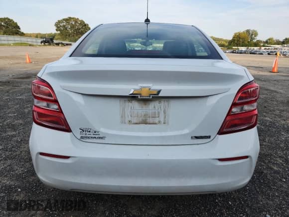 2020 Chevrolet Sonic Premier z VIN 1G1JF5SB1L4120541, wystawiony jako Copart lot #71812075 z przebiegiem 44 397 mil mil oraz Szkoda całkowita • Salvage title. Historia ofert i sprzedaży dostępna na DreamBid. Obrazek 6.